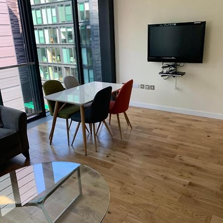 Quartermile 1 Bedroom Apartment - With Free Parking Included Edynburg Zewnętrze zdjęcie